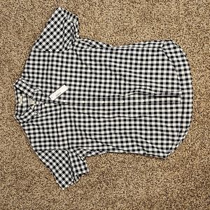 J Crew Short Sleeve Dress Shirt Navy and White checkered pattern